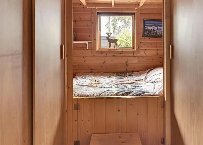 山林小屋 Finse Retreat Met Haard & Bar Aan Bos En Strand! 许尔斯霍斯特