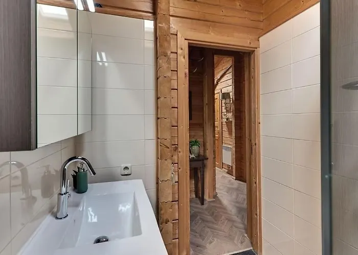 Finse Retreat Met Haard & Bar Aan Bos En Strand! フルスホルスト